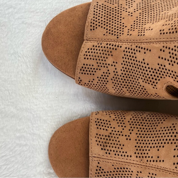 Vince Camuto Leather Detailed Heel Sandals – Dachelle Color Brick Size 9 Medium - Picture 14 of 15